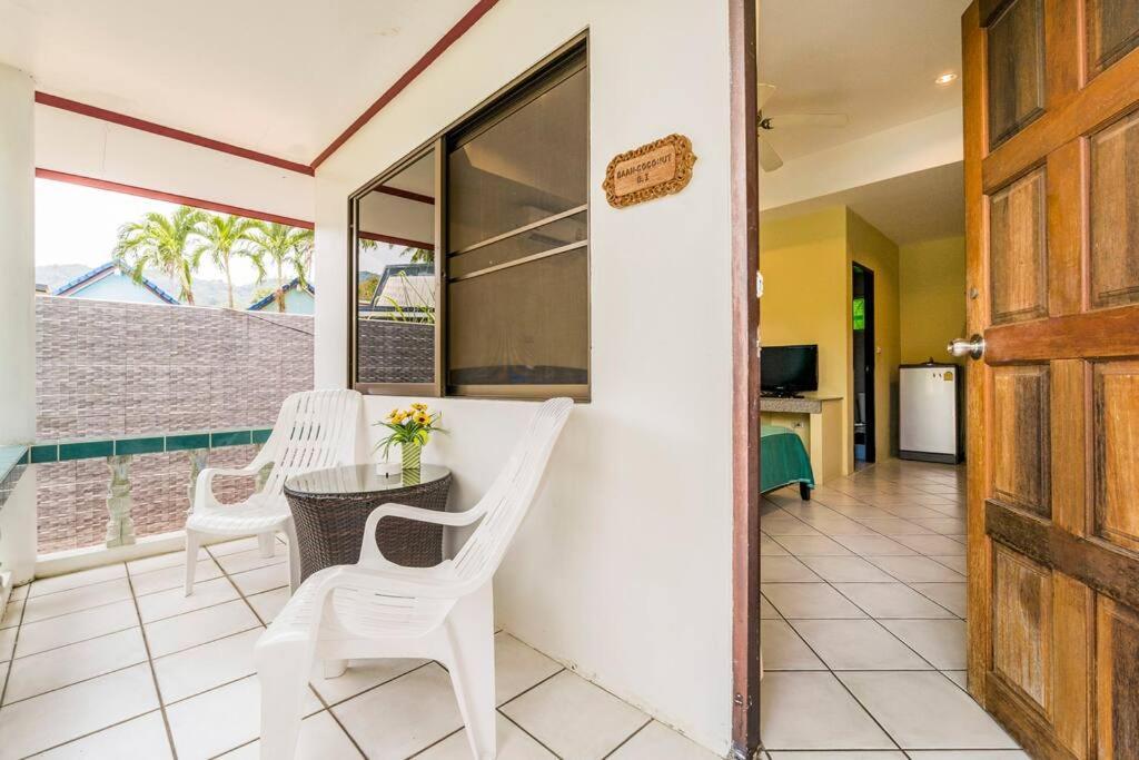 Baan Coconut Villa Bãi biển Bang Tao Ngoại thất bức ảnh
