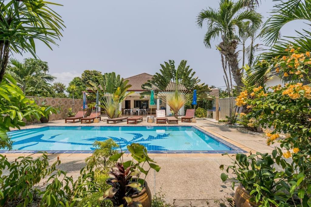 Baan Coconut Villa Bãi biển Bang Tao Ngoại thất bức ảnh