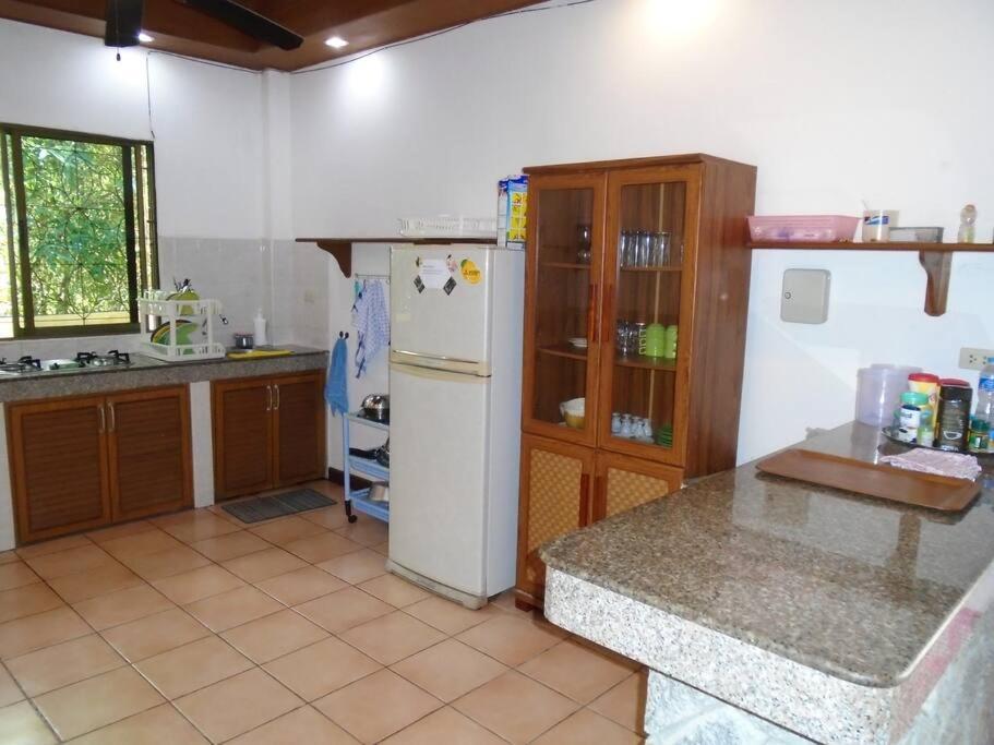Baan Coconut Villa Bãi biển Bang Tao Ngoại thất bức ảnh